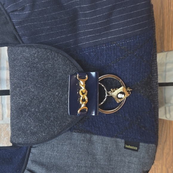 BAABAAZUZU Wool Upcycle Bag - Picture 2 of 9